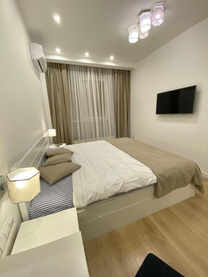 Vip Apartment In Odessa Экстерьер фото